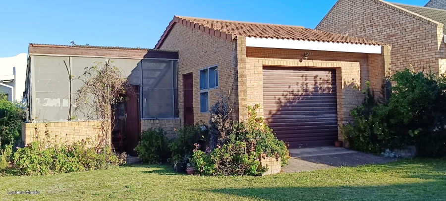 2 Bedroom Property for Sale in Wavecrest Eastern Cape